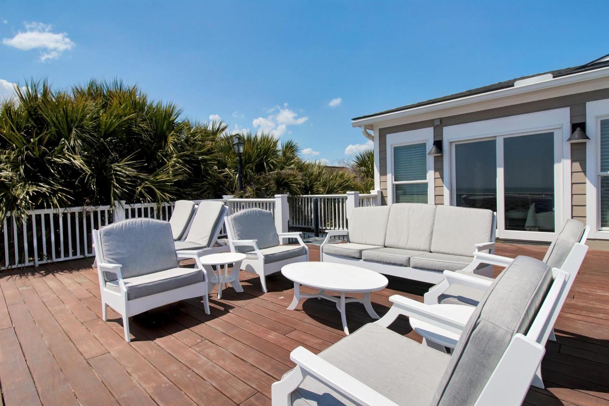 114 Ocean Boulevard By Avantstay Beachfront Putting Green Volleyball Court Infinity Pool Sullivans Island Exterior photo