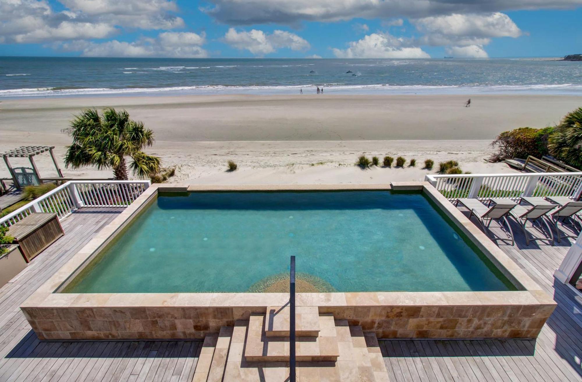114 Ocean Boulevard By Avantstay Beachfront Putting Green Volleyball Court Infinity Pool Sullivans Island Exterior photo